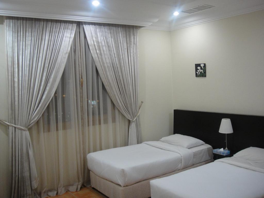 Gulf Continental Suite Kuvait Kültér fotó